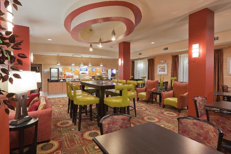 Holiday Inn Express Hotel Winona North By Ihg Exteriör bild